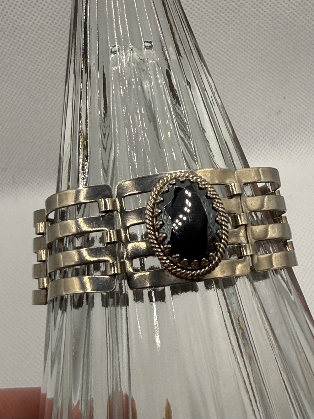 Vintage untested Silver Black faceted Multi-Row open worm Cuff Bracelet Mexico